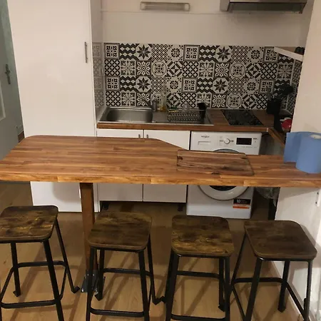 Apartment Apparemment T2 Climatise Centre Parking Privee *