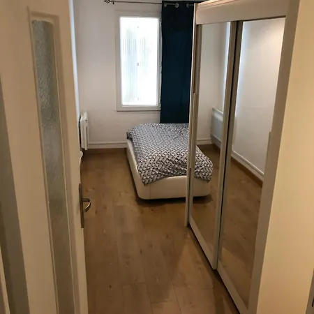 Apparemment T2 Climatise Centre Parking Privee Daire *